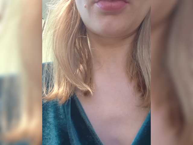 MaryWoooW live webcam show