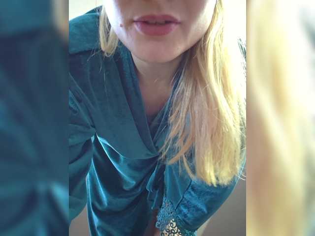 MashaWoW live cam on BongaCams