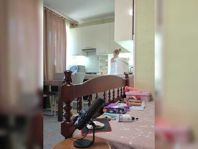 MaryWoooW live webcam show