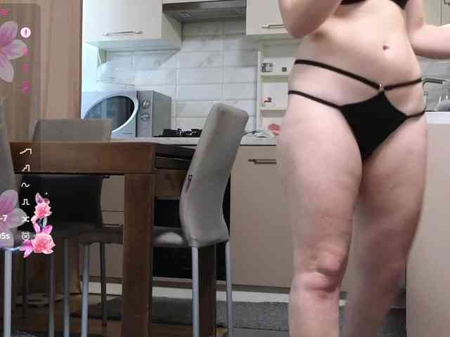 MaryWoooW webcam