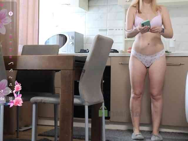 MashaWoW Sex Cam Show