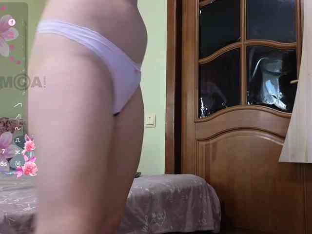MaryWoooW webcam