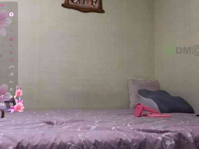 MaryWoooW webcam