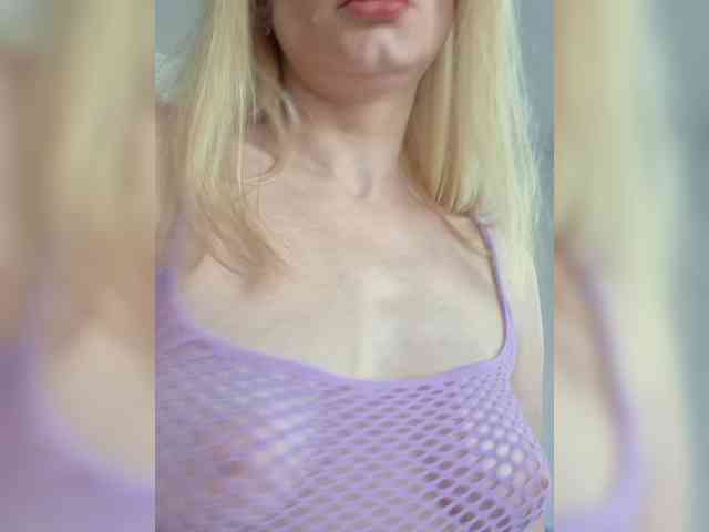 MaryWoooW webcam