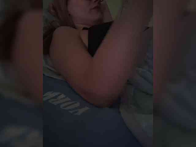 MaryWoooW webcam