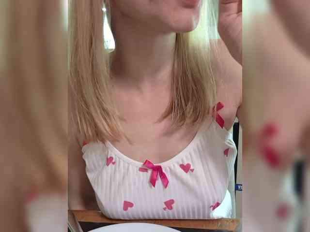 MaryWoooW webcam