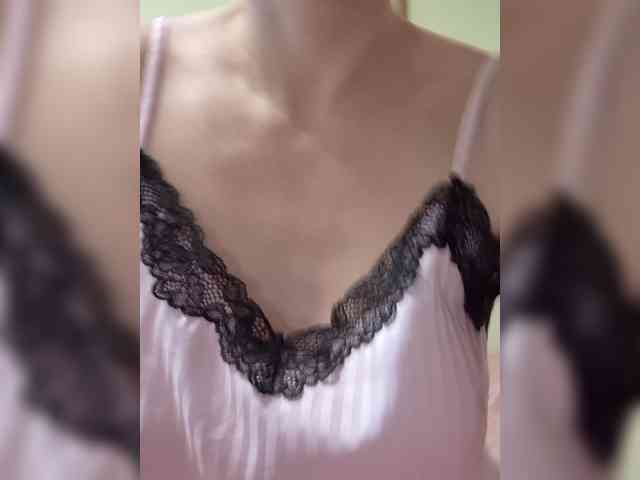 MaryWoooW webcam