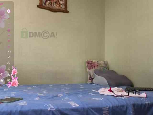 MaryWoooW webcam