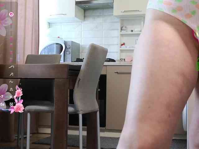 MashaWoW Live Webcam on BongaCams