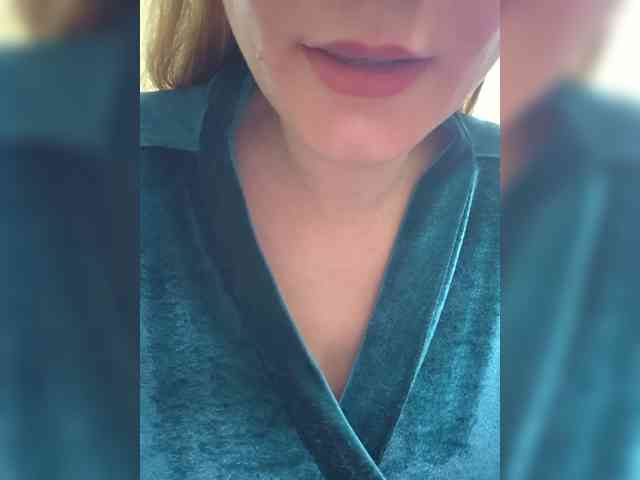 MaryWoooW webcam