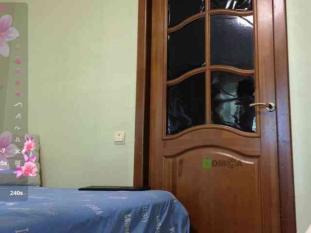 MaryWoooW webcam