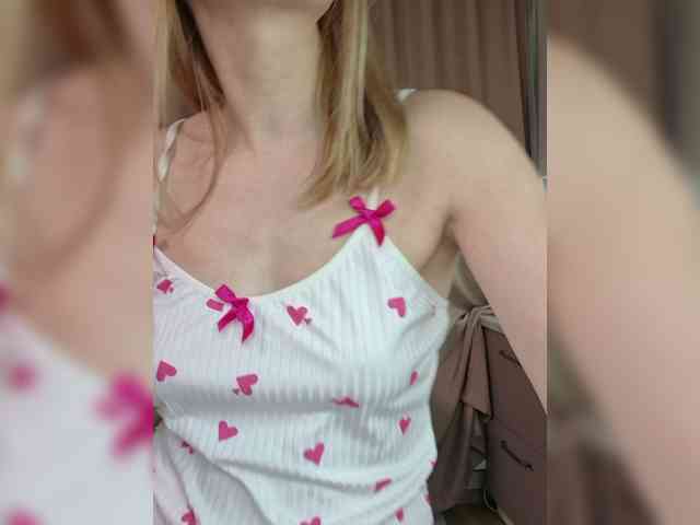 MaryWoooW webcam