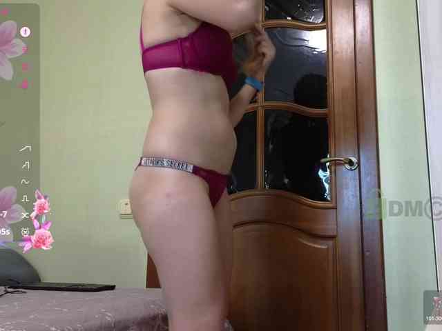 MaryWoooW webcam