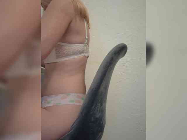 MaryWoooW webcam