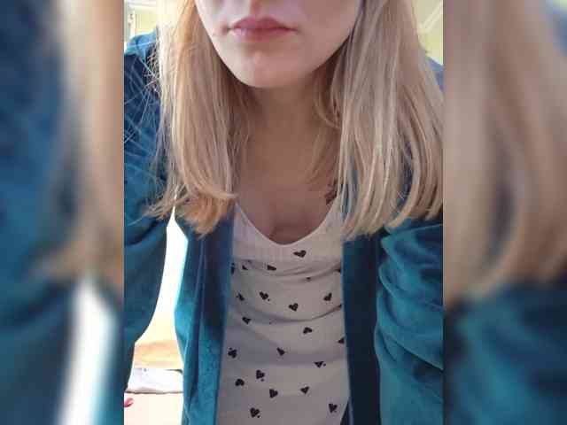 MaryWoooW webcam