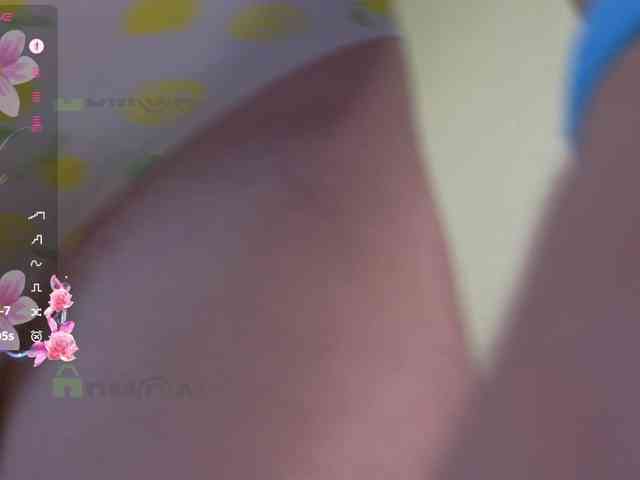 MaryWoooW webcam