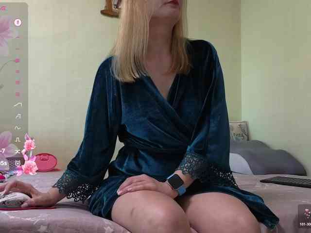 MaryWoooW webcam