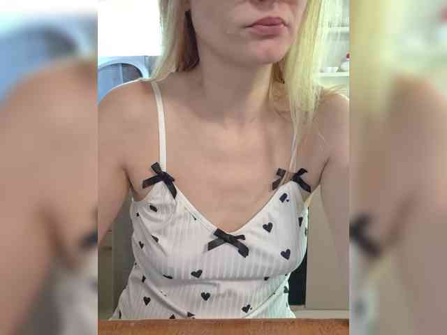MaryWoooW webcam