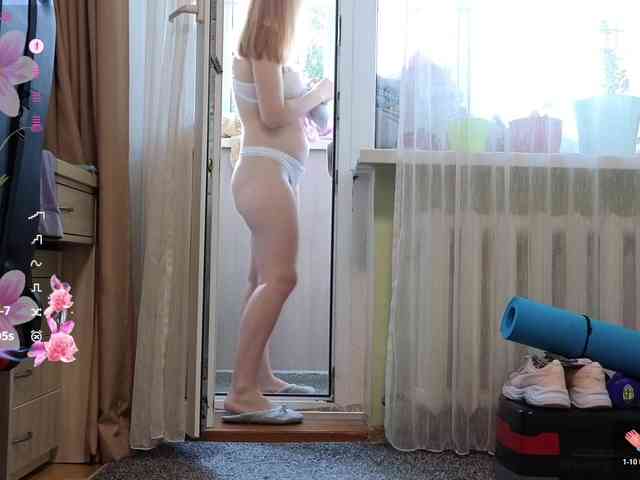 MaryWoooW webcam