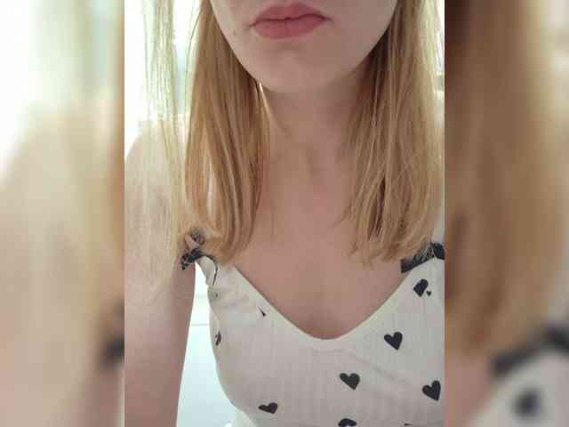 MaryWoooW webcam
