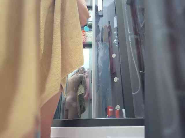 MaryWoooW webcam
