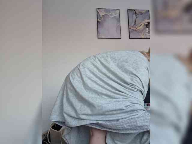MaryWoooW webcam