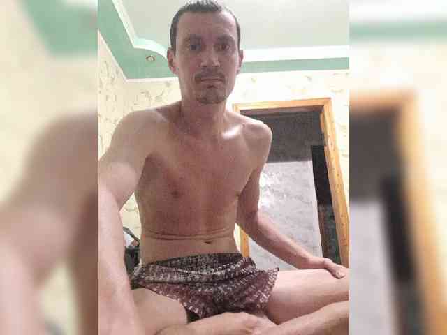 Alex19901990 Sex Cam Show