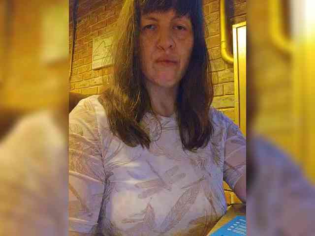 Nimfastar77's cam show statistics and live stream