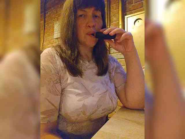 Nimfastar77's cam show statistics and live stream