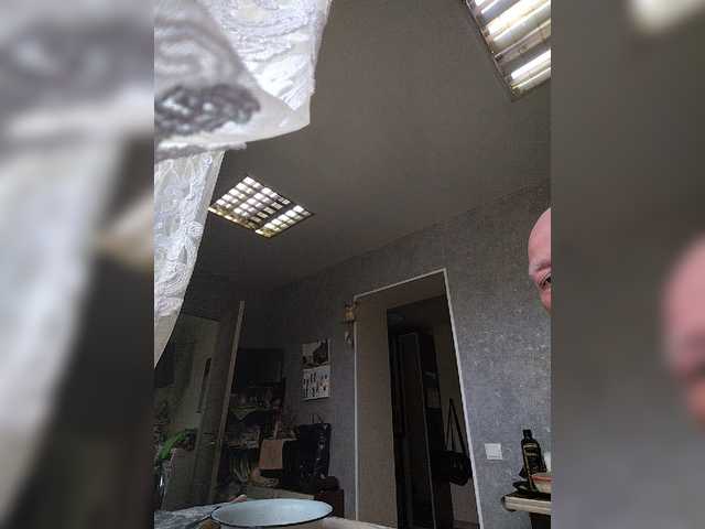 Wertuals1 live cam on BongaCams