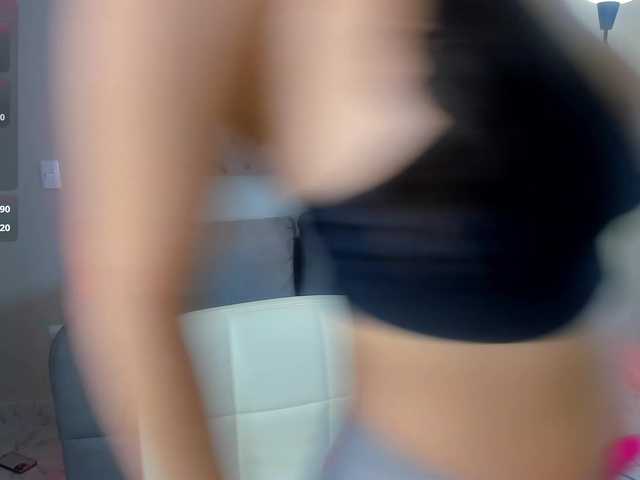 BrennaWalker live cam on BongaCams