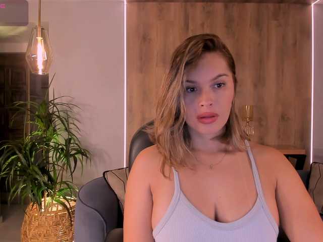 KylaMorrison live cam on BongaCams