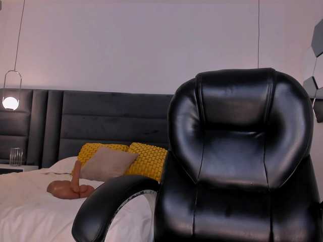 KylaMorrison live cam on BongaCams
