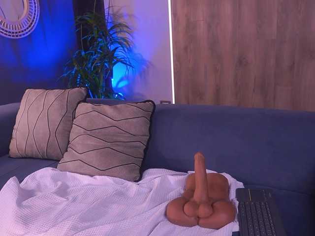 KylaMorrison live cam on BongaCams