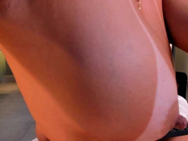 KylaMorrison's BongaCams show and profile