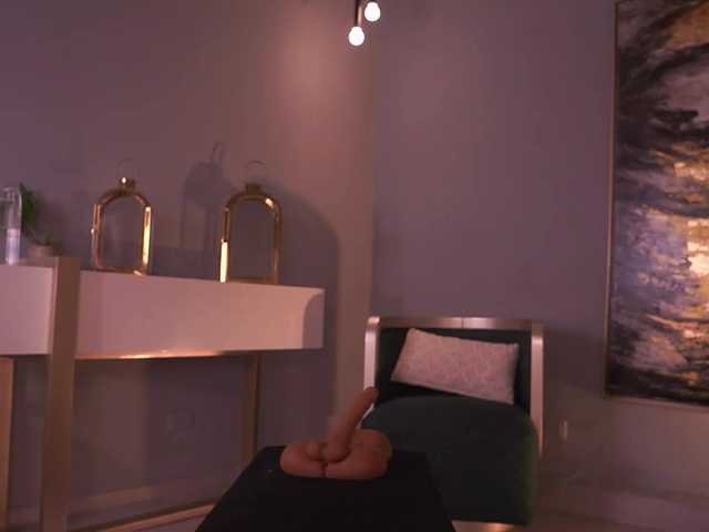 KylaMorrison live webcam show
