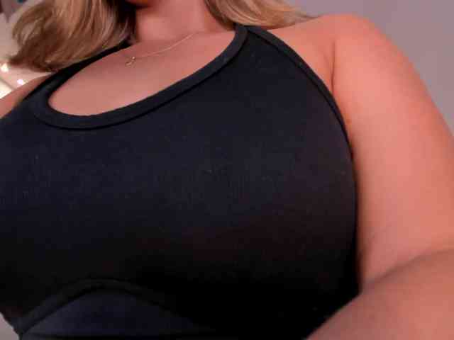 KylaMorrison webcam