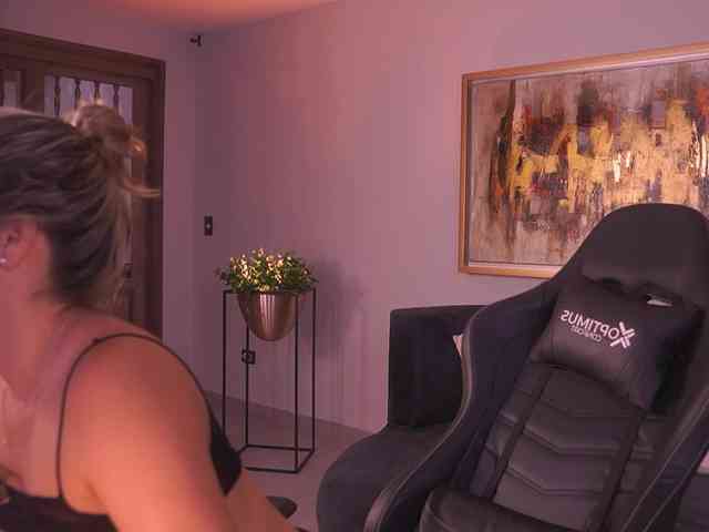 KylaMorrison Live Webcam on BongaCams