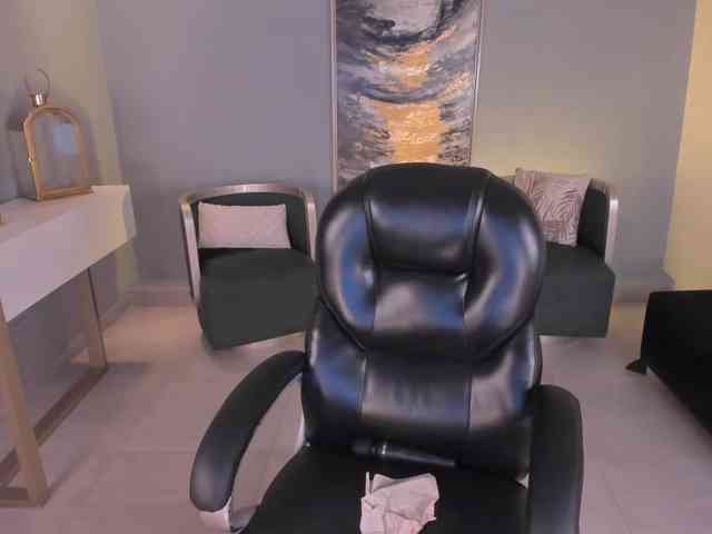 KylaMorrison webcam