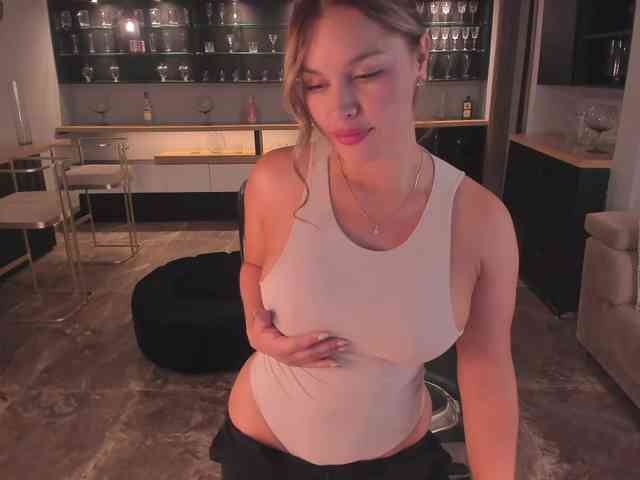 KylaMorrison webcam