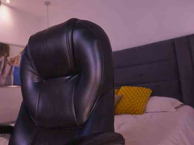 KylaMorrison webcam