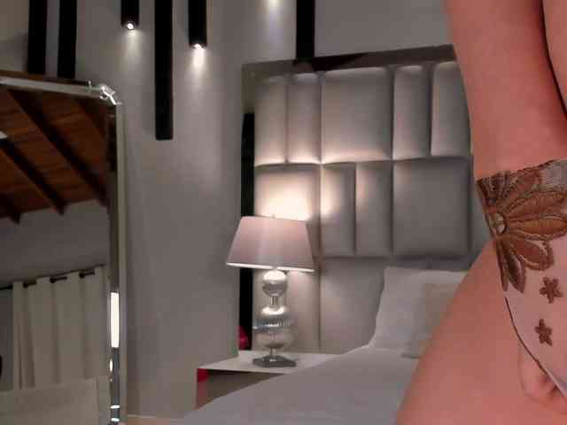 KylaMorrison webcam