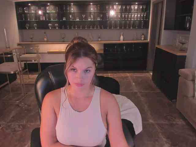 KylaMorrison webcam