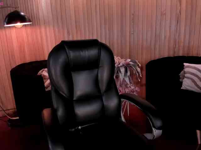 KylaMorrison webcam