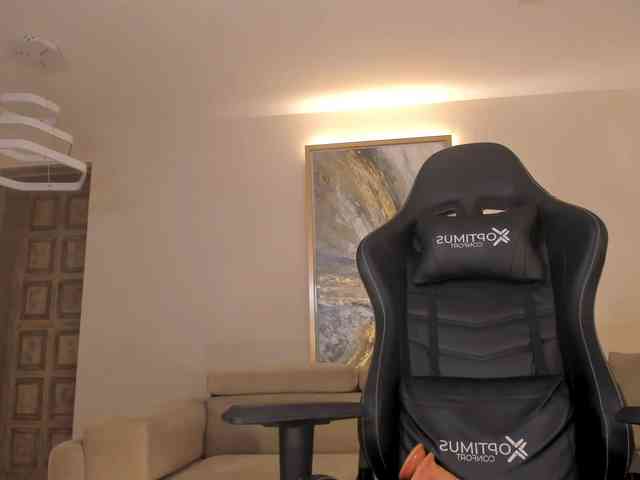KylaMorrison webcam