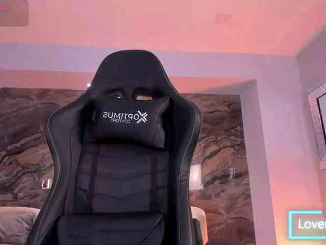 KylaMorrison webcam
