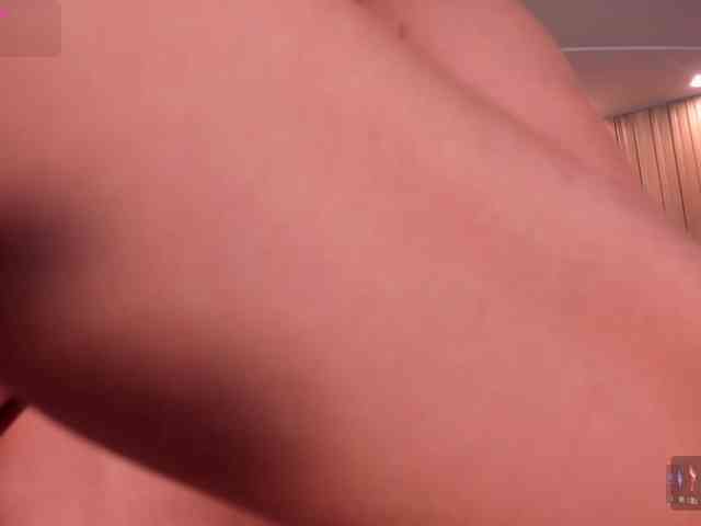 KylaMorrison webcam