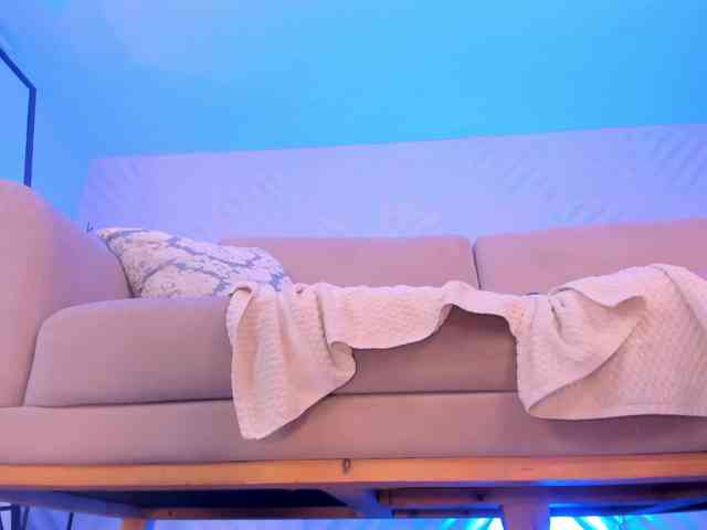 KylaMorrison webcam