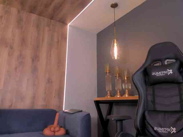 KylaMorrison webcam