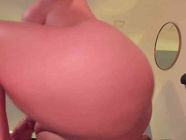 KylaMorrison webcam